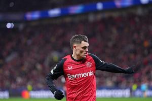 记者：业内人士认为拜仁目前处于最可能签下维尔茨的位置