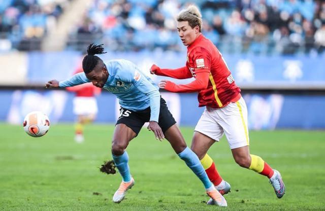 pg电子移动版-谢晖确认劳烈斯赛季报销 称足协杯按部就班去踢